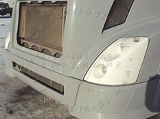 блок фары VNL630, VNL670, VNL780